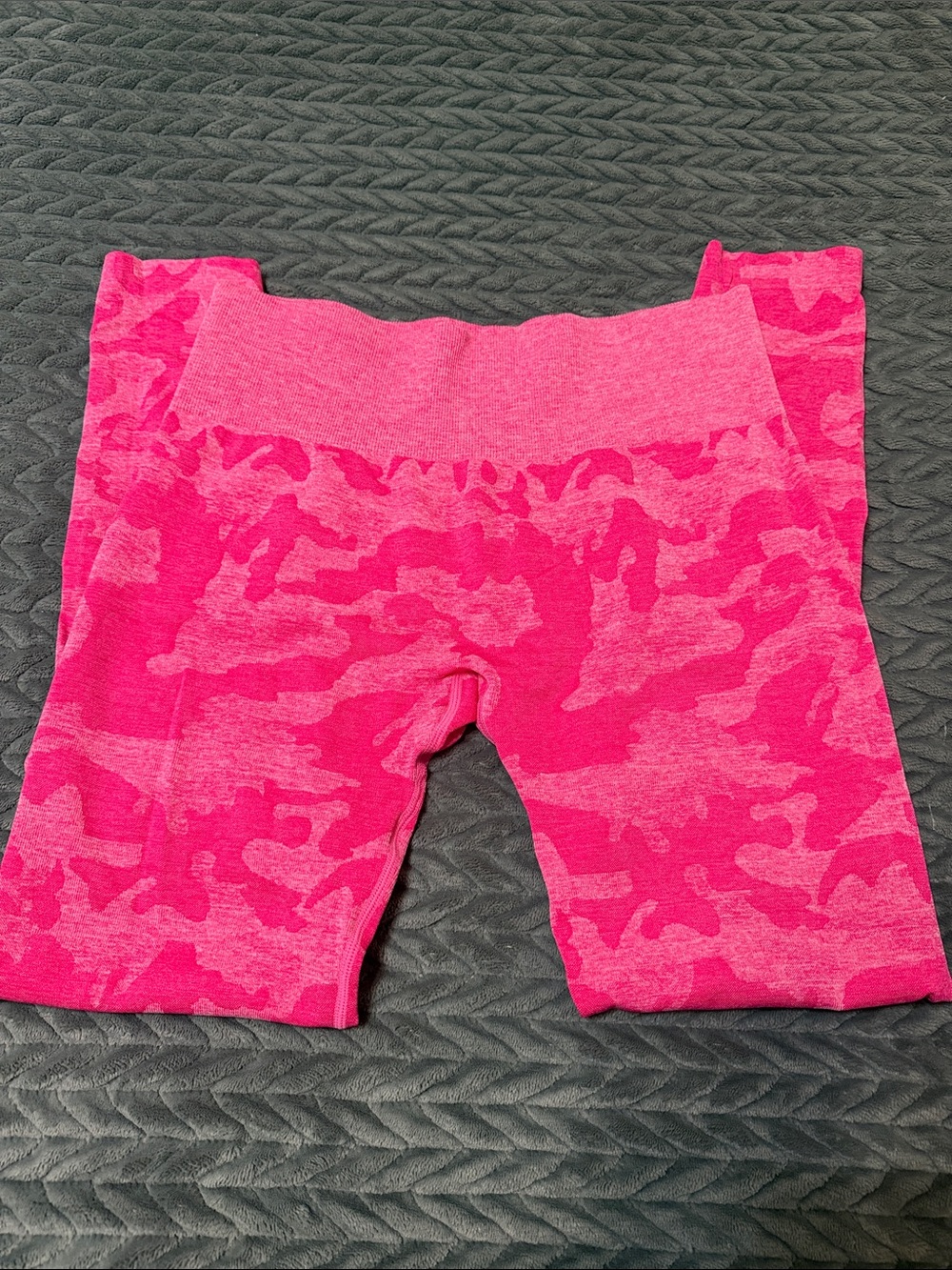 Seamless Pink Camo High-Waist Bike Shorts